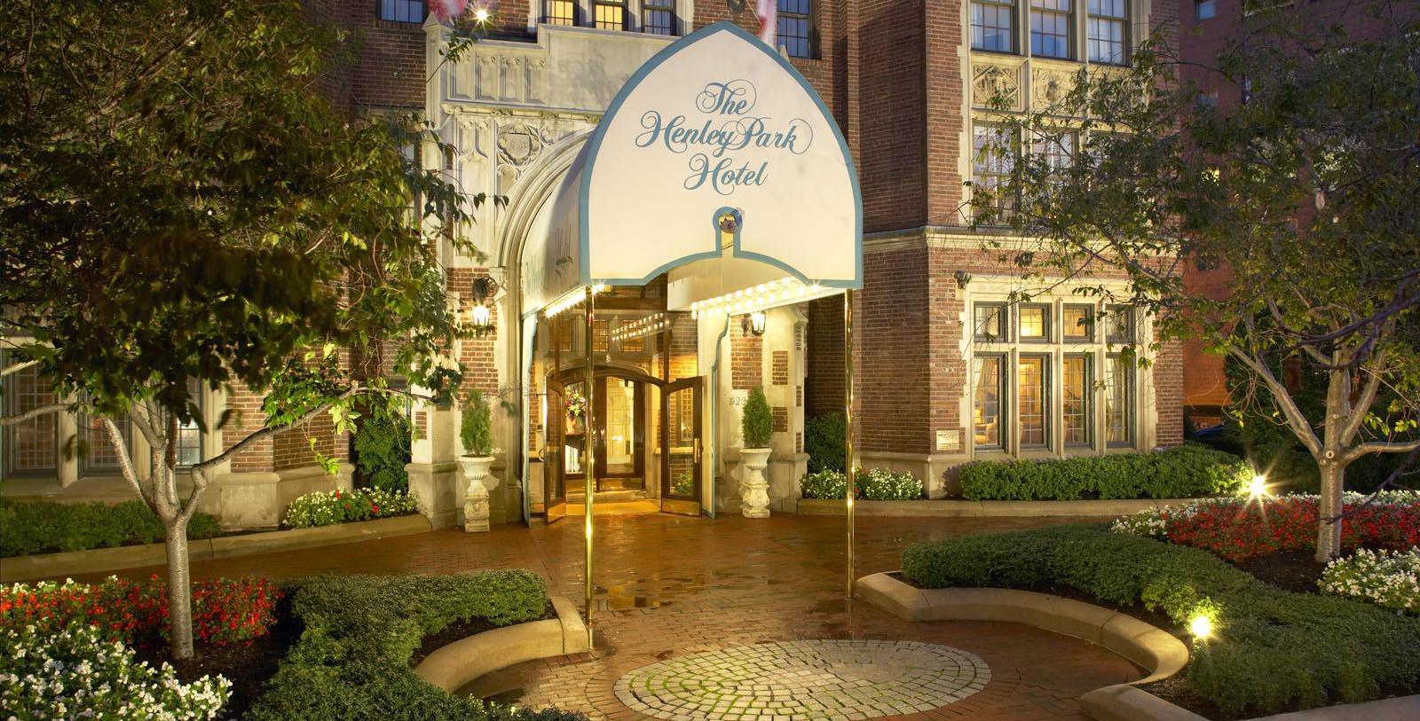 Image of Entrance The Henley Park Hotel, 1948, Member of Historic Hotels of America, in Washington, DC, Special Offers, Discounted Rates, Families, Romantic Escape, Honeymoons, Anniversaries, Reunions
